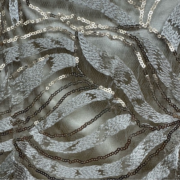 Tahari Arthur S. Levine Champagne Gold Sequin Gown, Size 2 - Picture 13 of 15